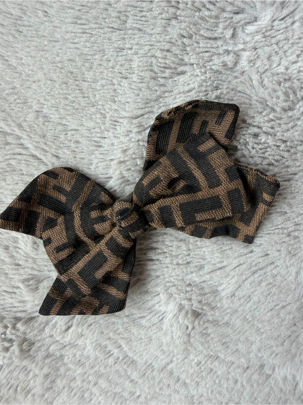 FENDI Brown and Black Geometric Bow Hair Clip